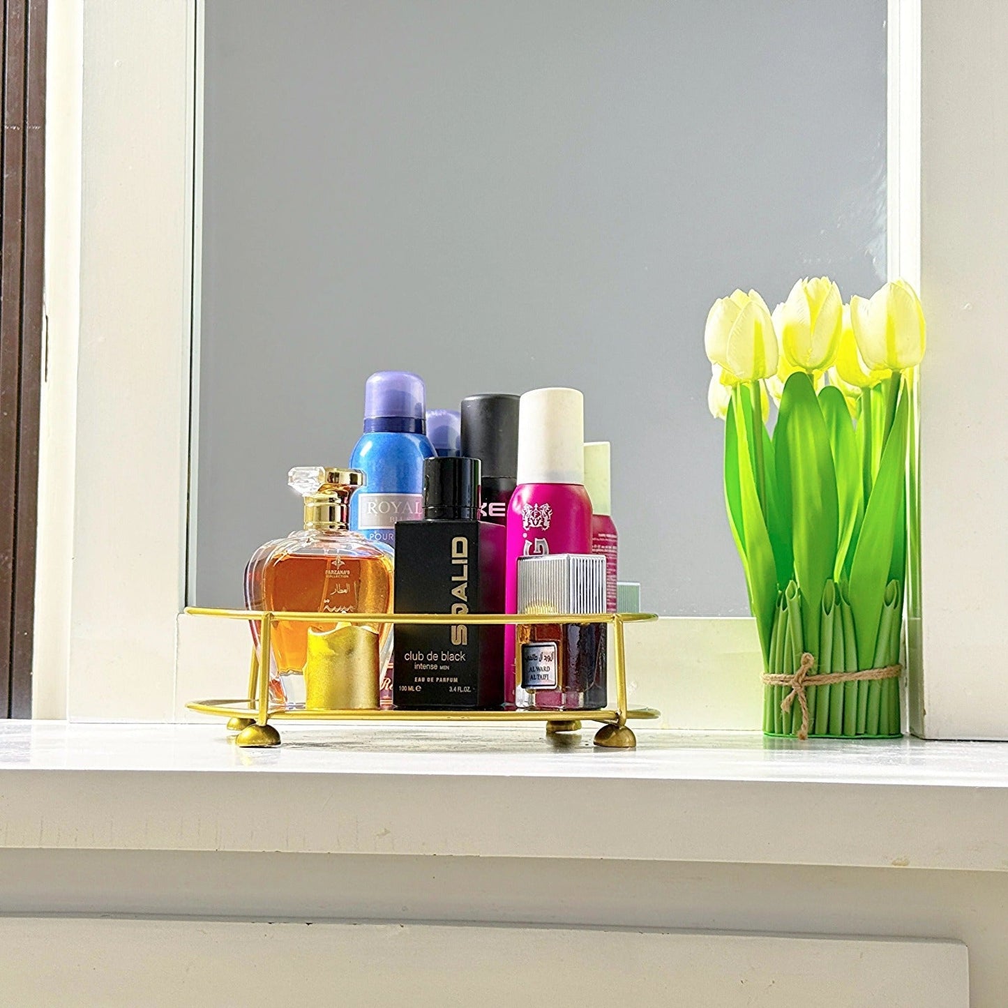 Glassy Golden Vanity Display with Mirror