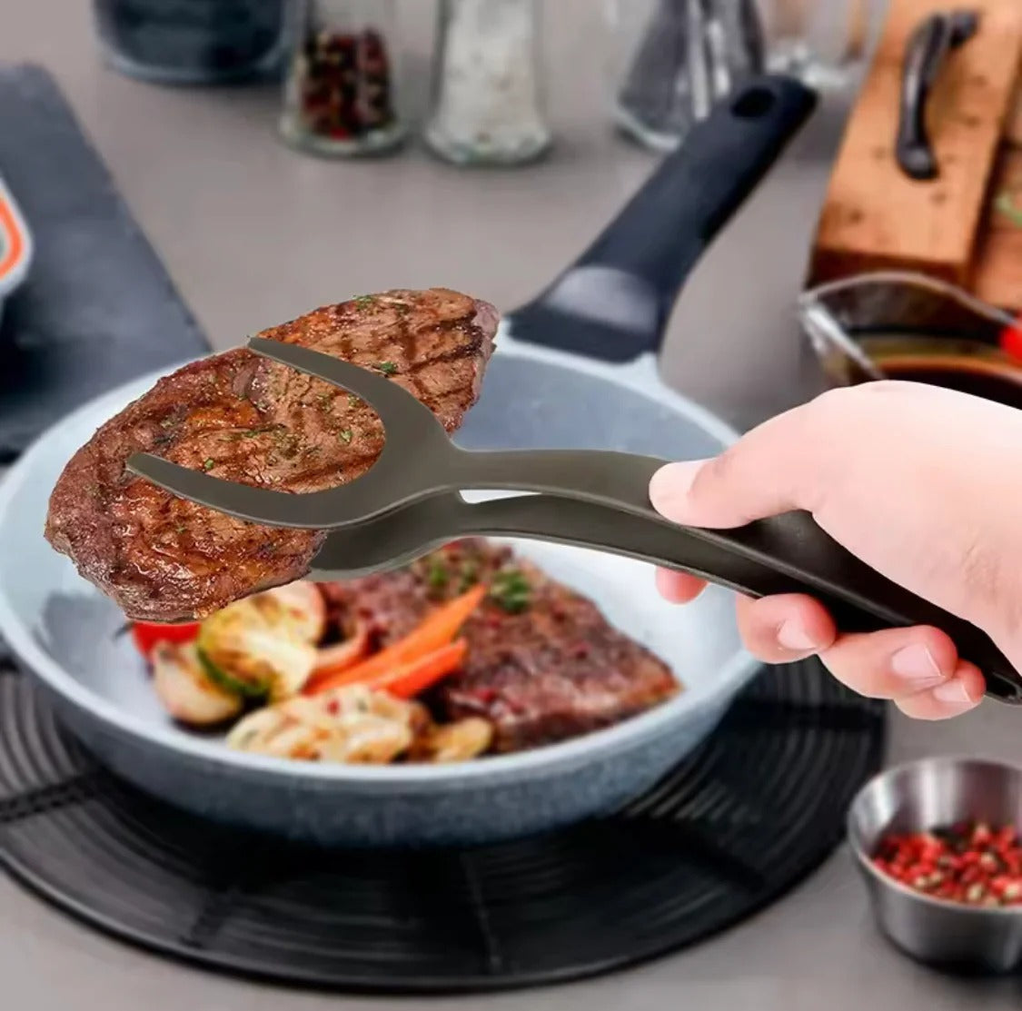 Silicone  2 in 1 grip and flip spatula tong