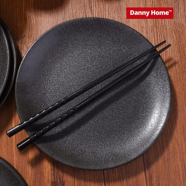Danny Home™ 7.5" Matte Black Porcelain Flat Plate