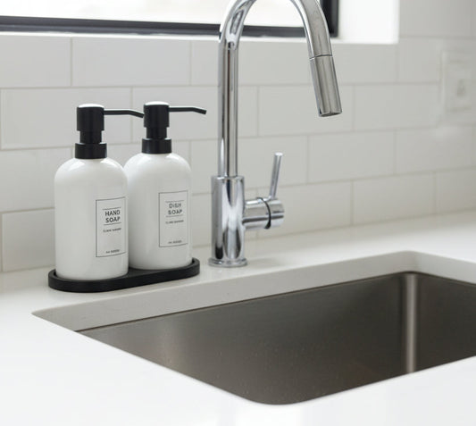 Modern Design Soap Dispenser Set with Wooden Base