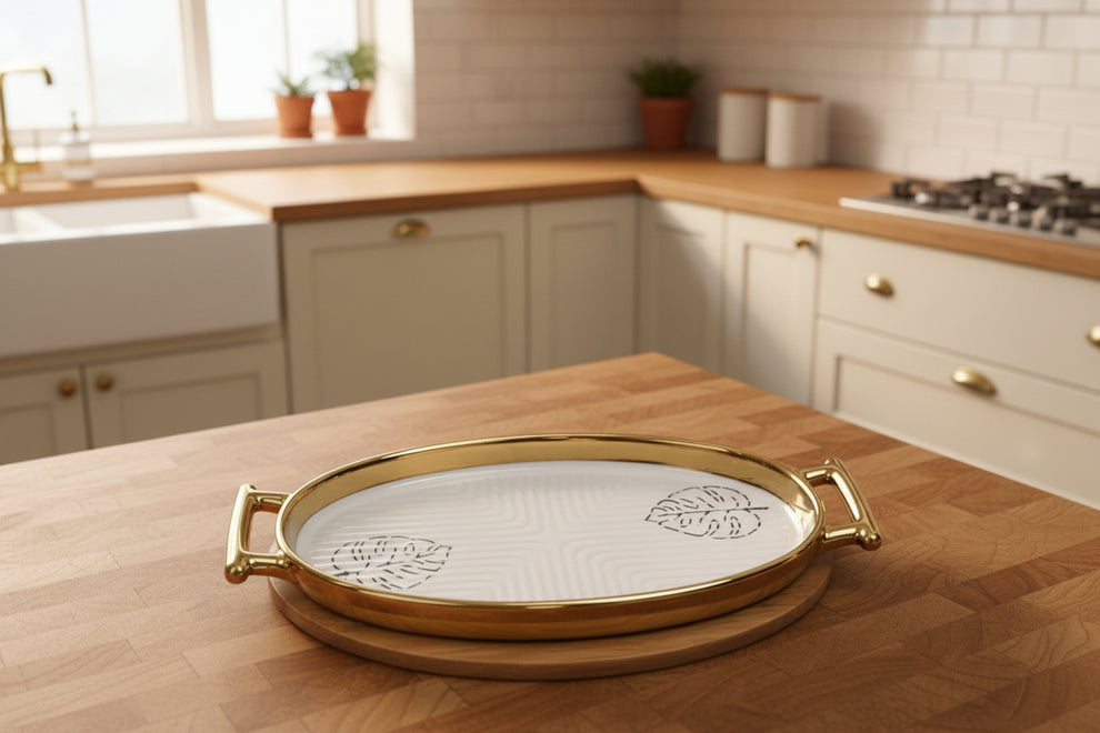 Ceramic Monstera Leaf Serving Platter with Wooden Base