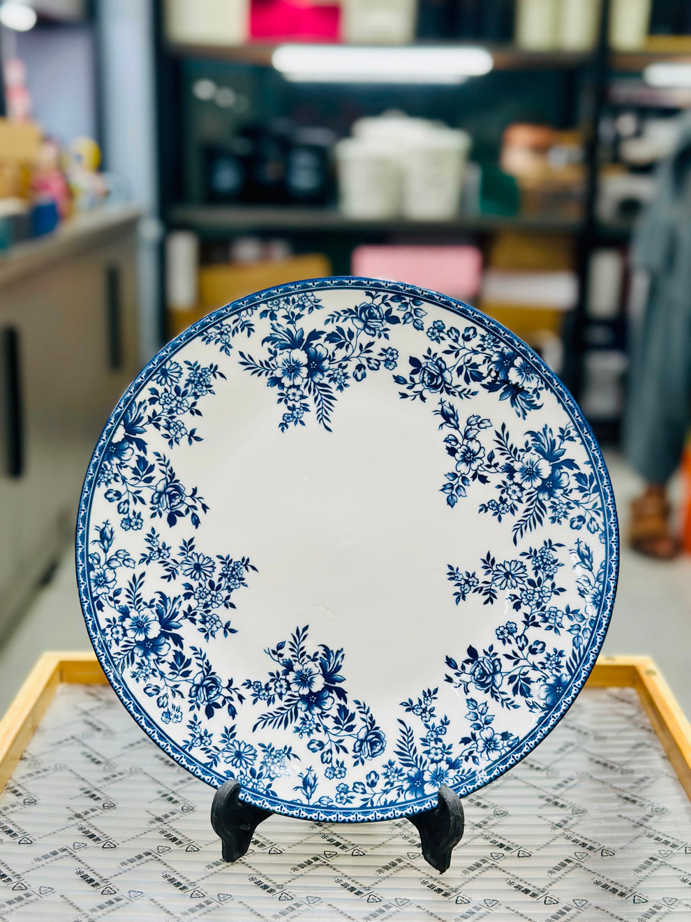 Turkish Retro Ceramic Dinner Plate – 10 Inch