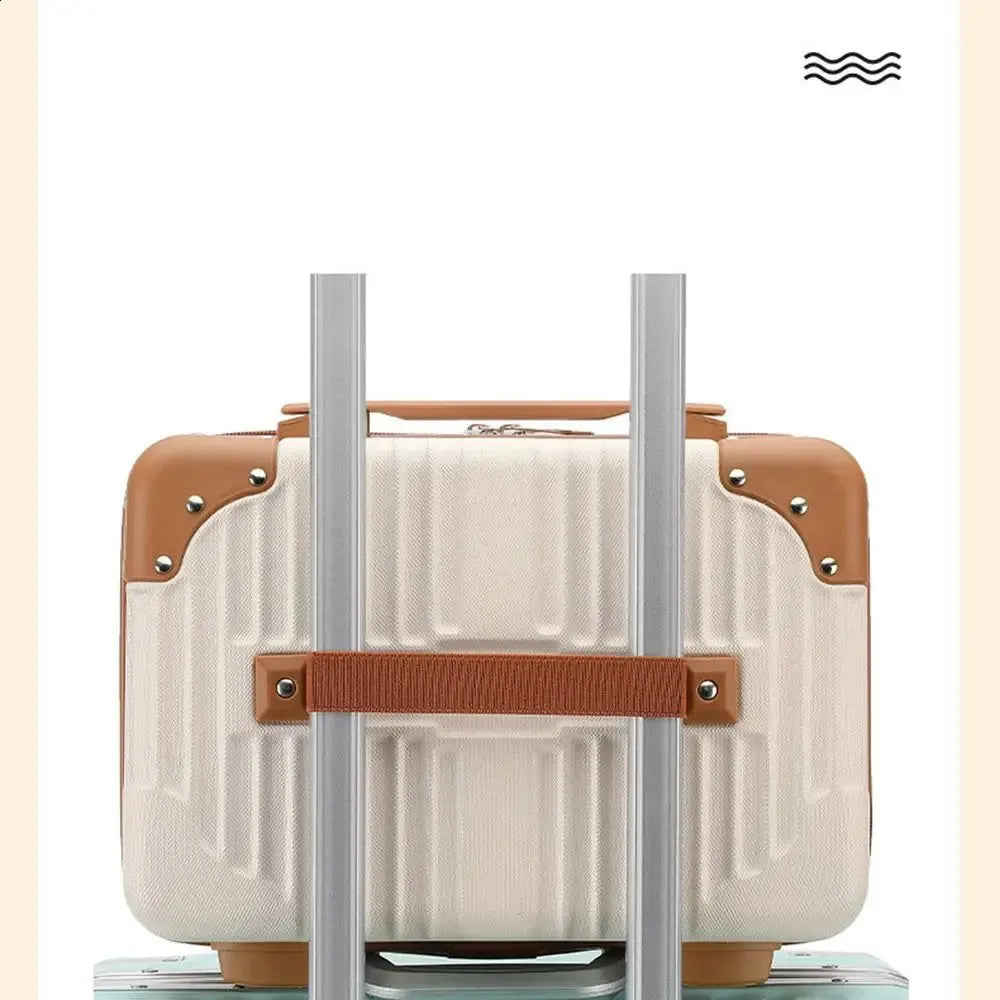 Cosmetic Organizer / Makeup Travel Case