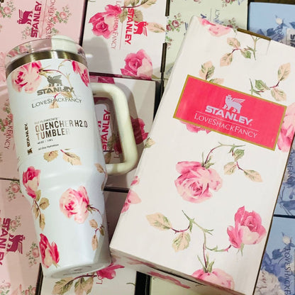 🌸 STANLEY “Love the Shakes” Floral Quencher H2.0 Tumbler with Stopper (40oz / 1.18L)