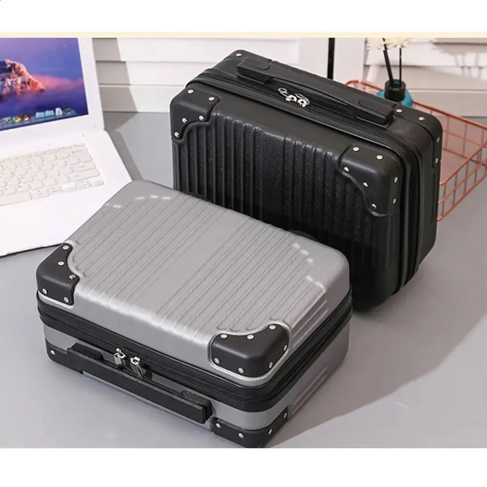Cosmetic Organizer / Makeup Travel Case